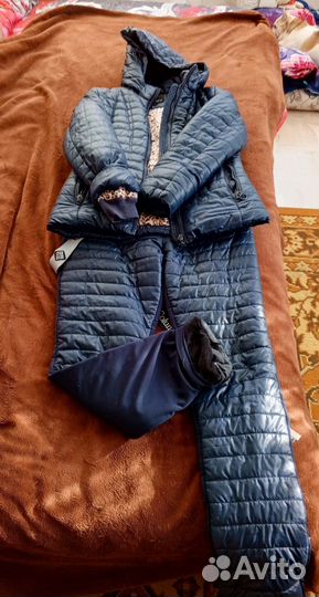 Спортивный костюм женский