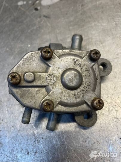 Клапан (бензокран) Yamaha Jog 3KJ 5BM Оригинал