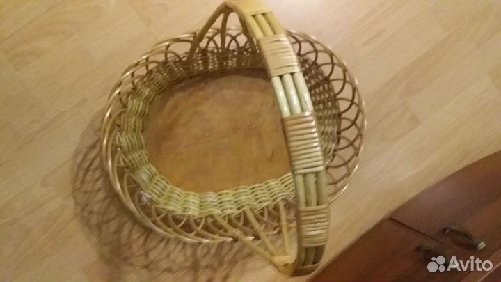 Корзина плетеная