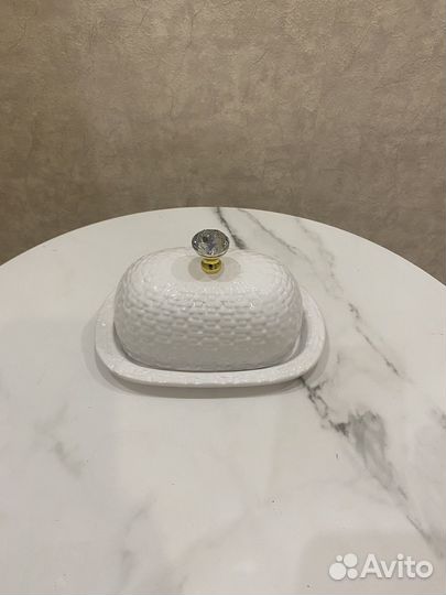 Масленка фарфор