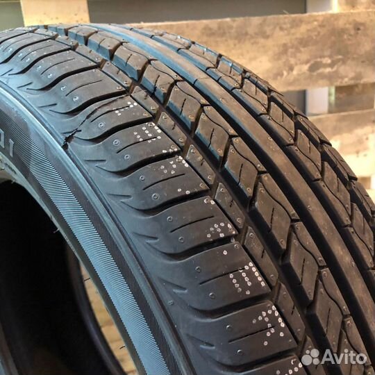 Dynamo MH01 Street-H 215/60 R16 95V