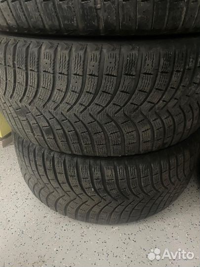 Michelin X-Ice North 4 295/40 R21