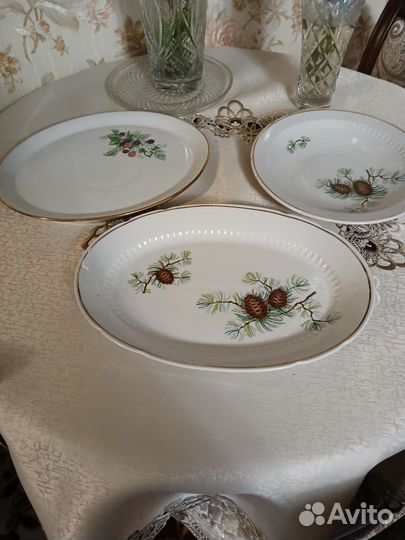 Блюдо фарфоровое большое