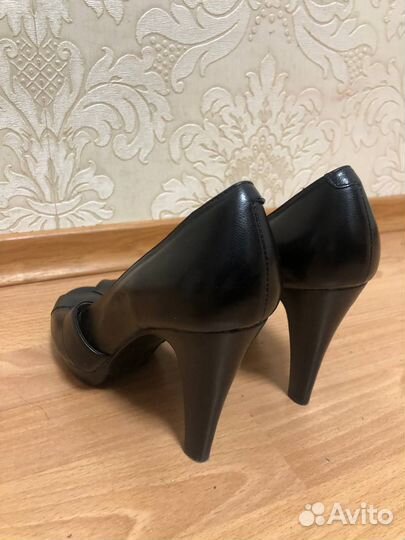 Туфли женские 38 размер