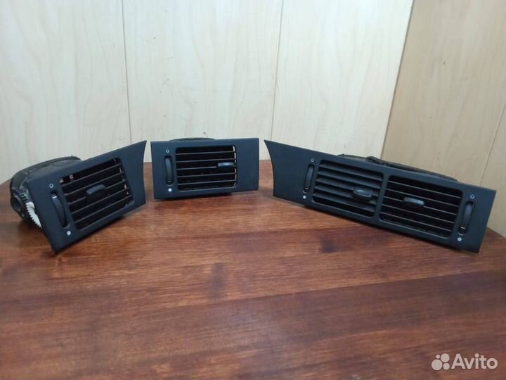 Воздуховод торпеды Iran Khodro Samand дефлектор ре