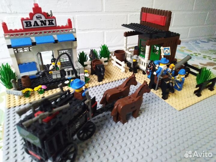 Lego gold city junction sale