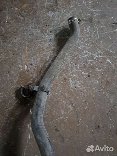 Патрубок охлаждения BMW E53