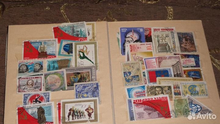 Продаю альбомы с марками