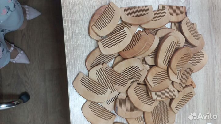 Продам гребни для волос 50 шт 8.75см