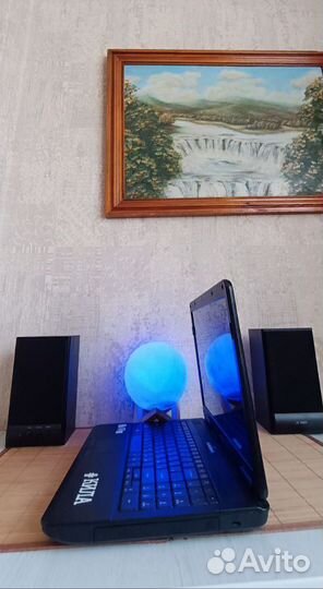 Ноутбук eMachines E527