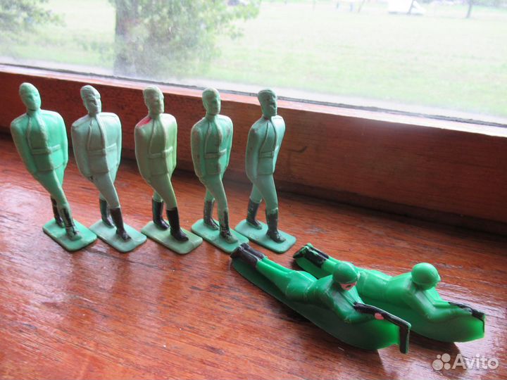 Солдатики пластмассовые СССР