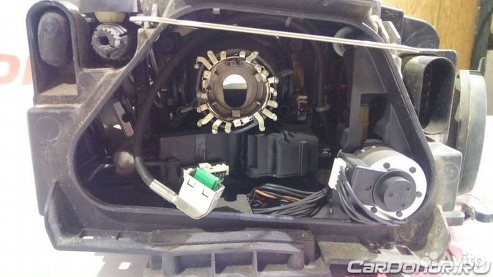 Фара головного света левая б/у для Audi A5 (8T0941