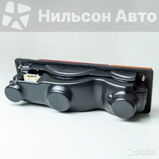 Стоп сигнал nissan atlas, левый/правый одинаковые