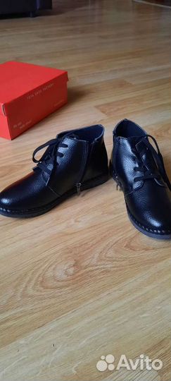 Ботинки женские новые 38р