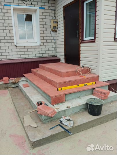 Бригада строителей