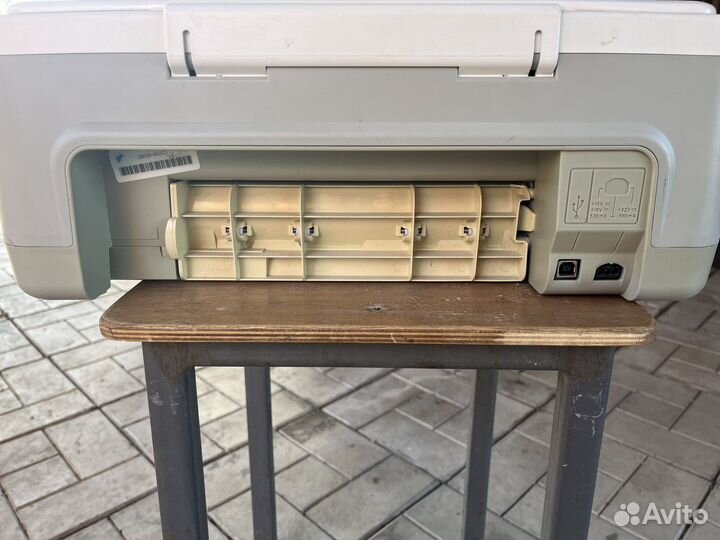 Цветной принтер HP Deskjet f380