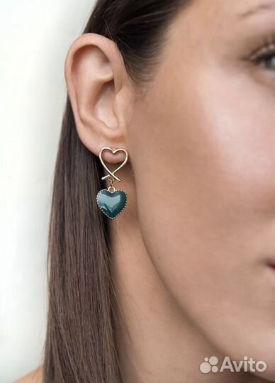 Бижутерия серьги новые сердечки зеленые с эмалью