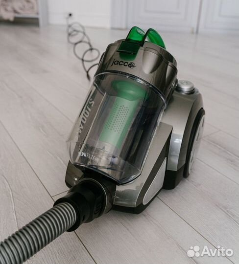 Пылесос новый