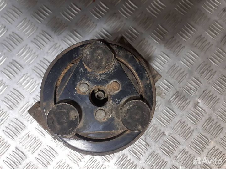 Компрессор кондиционера Nissan Tiida/Note