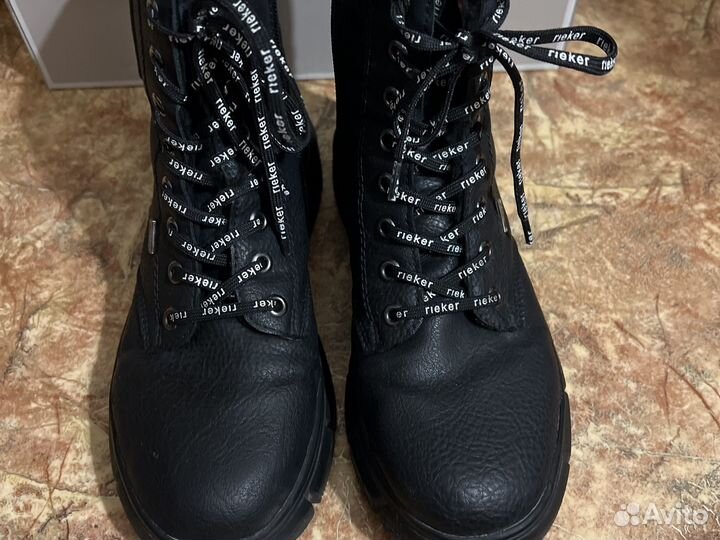 Ботинки женские