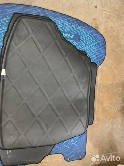 Коврик в багажник