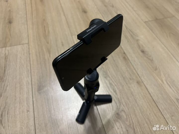 Стабилизатор для телефона FeiyuTech vlogpocket 2