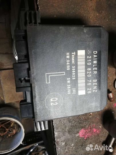 Блок управления дверью Mercedes-Benz W202