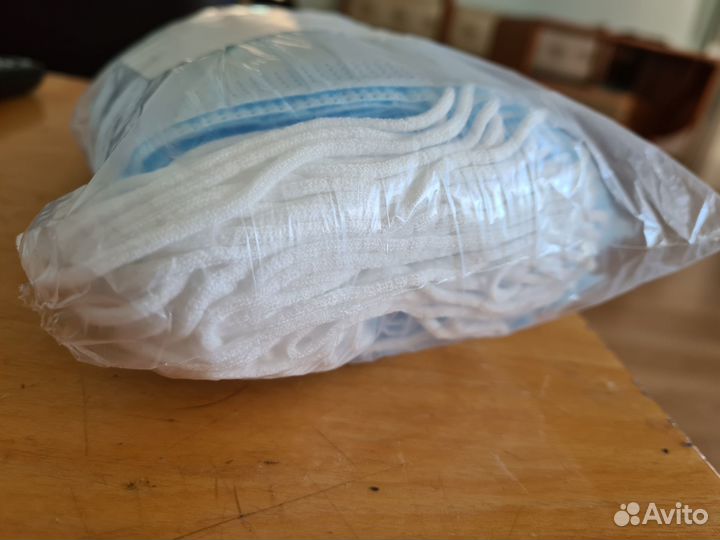 Маски одноразовые