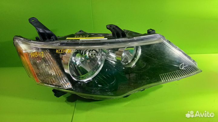 Фара правая для Mitsubishi Outlander XL 2007-2012