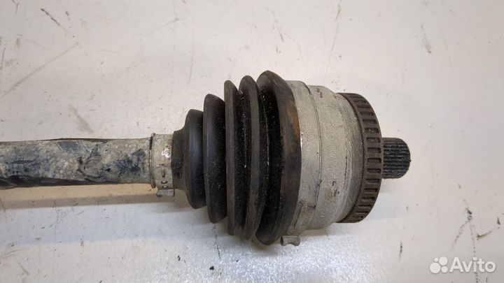 Полуось правая передняя Volkswagen Passat 5