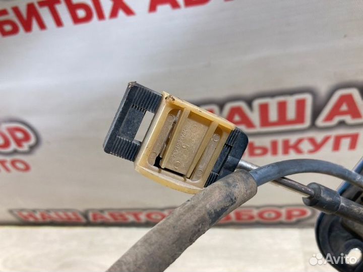Трос переключения АКПП Ford Focus 3 хэтчбек 2012