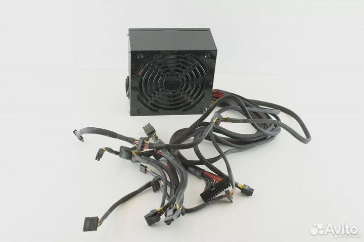 Блок питания 600W Thermaltake Toughpower 600