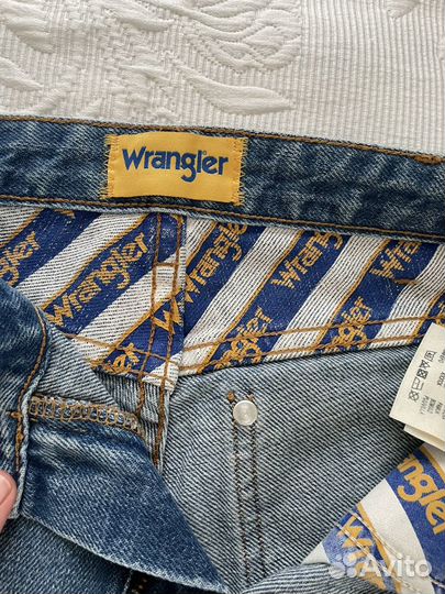 Джинсовые шорты Wrangler