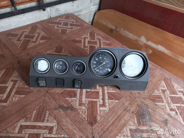Приборная панель ваз 2106