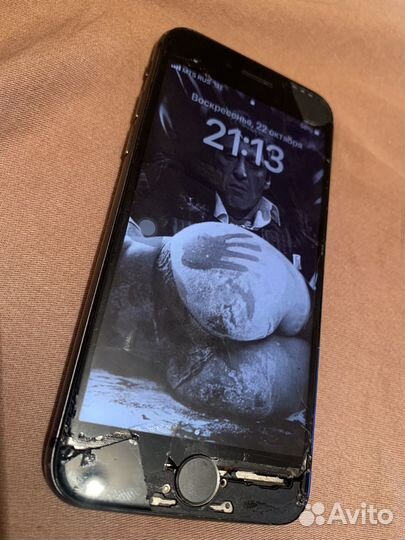 iPhone 8, 64 ГБ