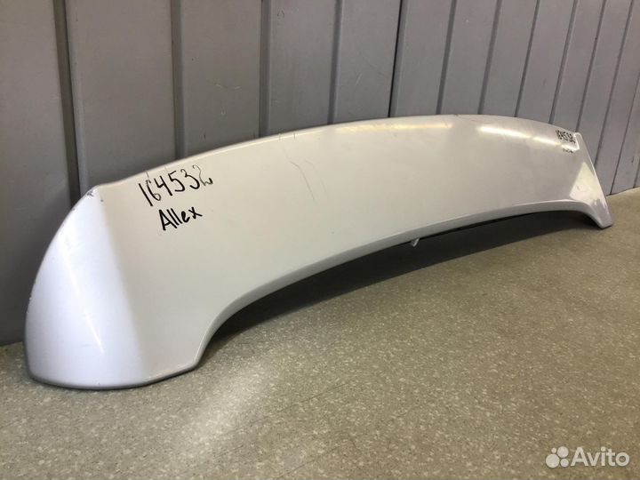 Спойлер (дефлектор) крышки багажника Toyota Coroll