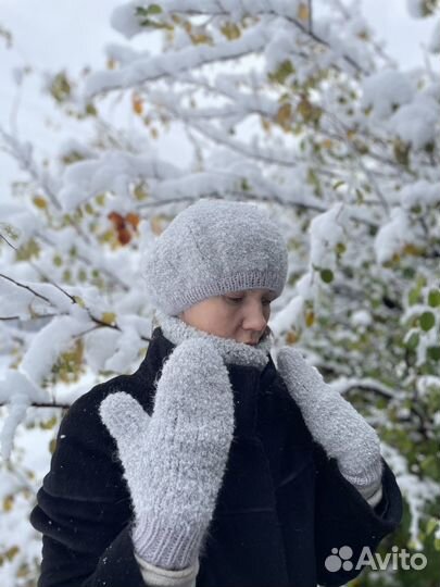 Зимний комплект берет, варежки, снуд