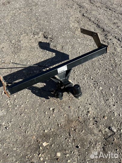 Фаркоп LADA X-ray