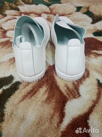 Слипоны женские