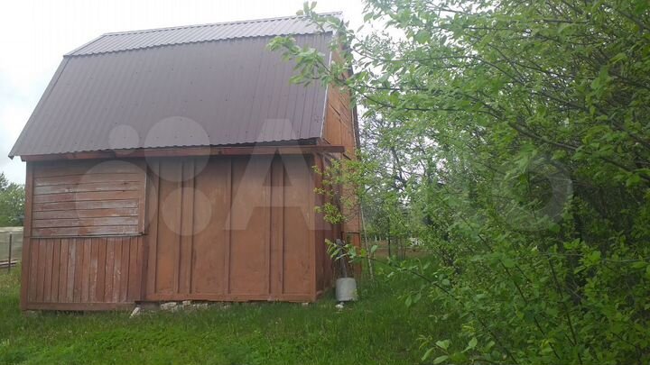 Дача 20 м² на участке 5 сот.