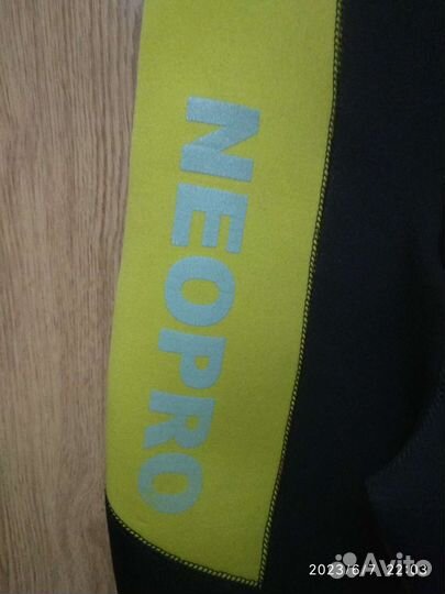Гидрокостюм neopro