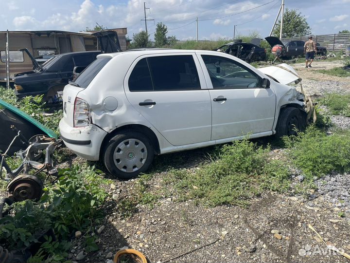 Skoda Fabia 1 2006г 1.4 BKY АКПП GJG
