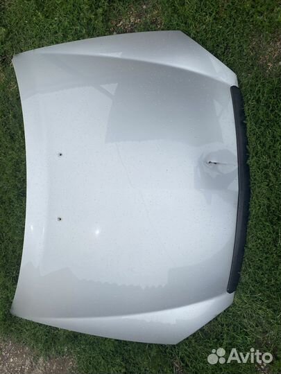 Капот на приору