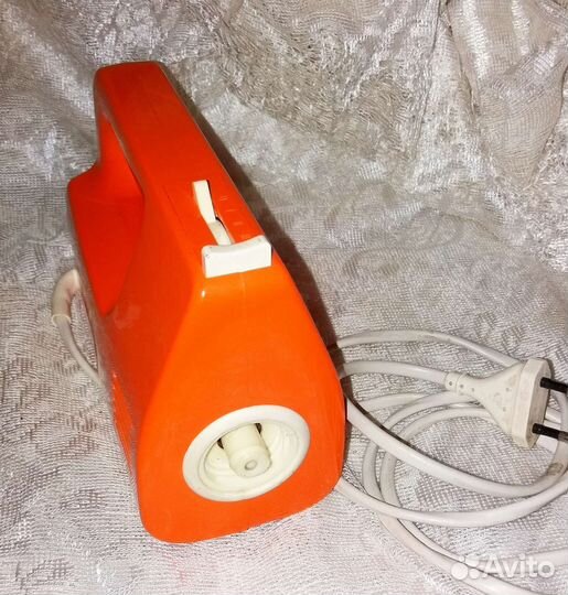 Миксер кухонный электрический ручной