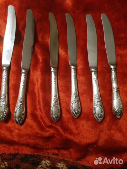 Мельхиоровый набор ложек, вилок и ножей