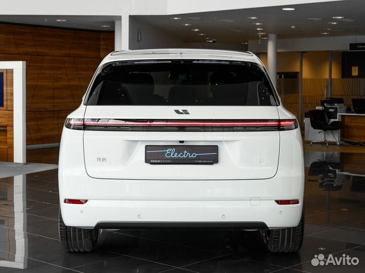 LiXiang L7 1.5 AT, 2024