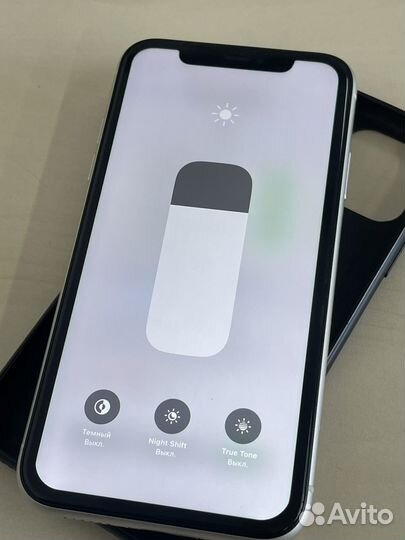 iPhone Xs, 64 ГБ