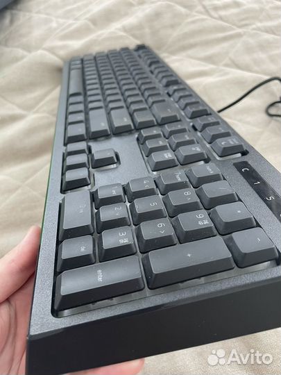 Игровая клавиатура Razer Ornata Chroma RZ03