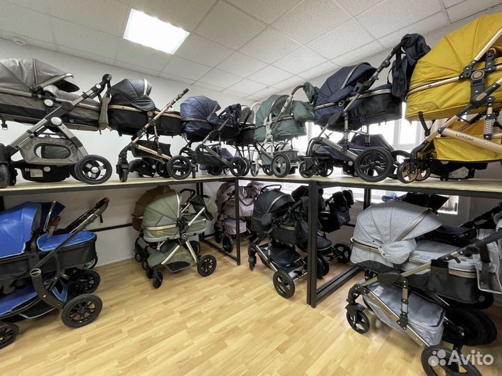 Коляска 3 в 1 и 2 в 1 новая