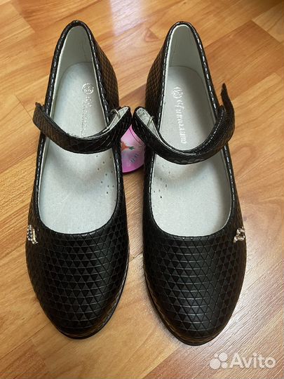 Туфли школьные для девочки, 33 размер